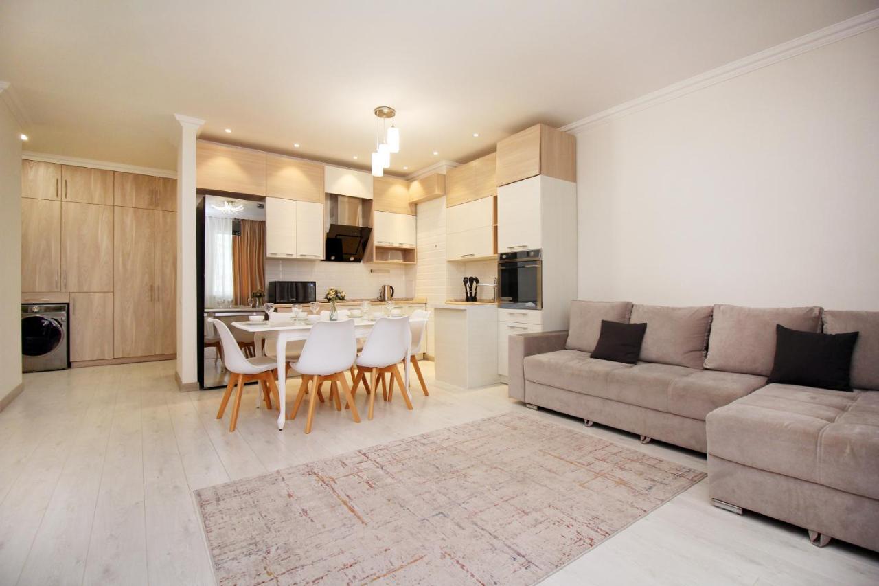 3 ком уютная кв возле мега центра алма-ата Apartment *