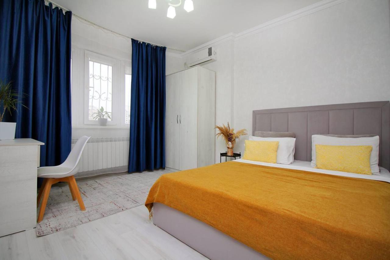 Apartment 3 ком уютная кв возле мега центра алма-ата