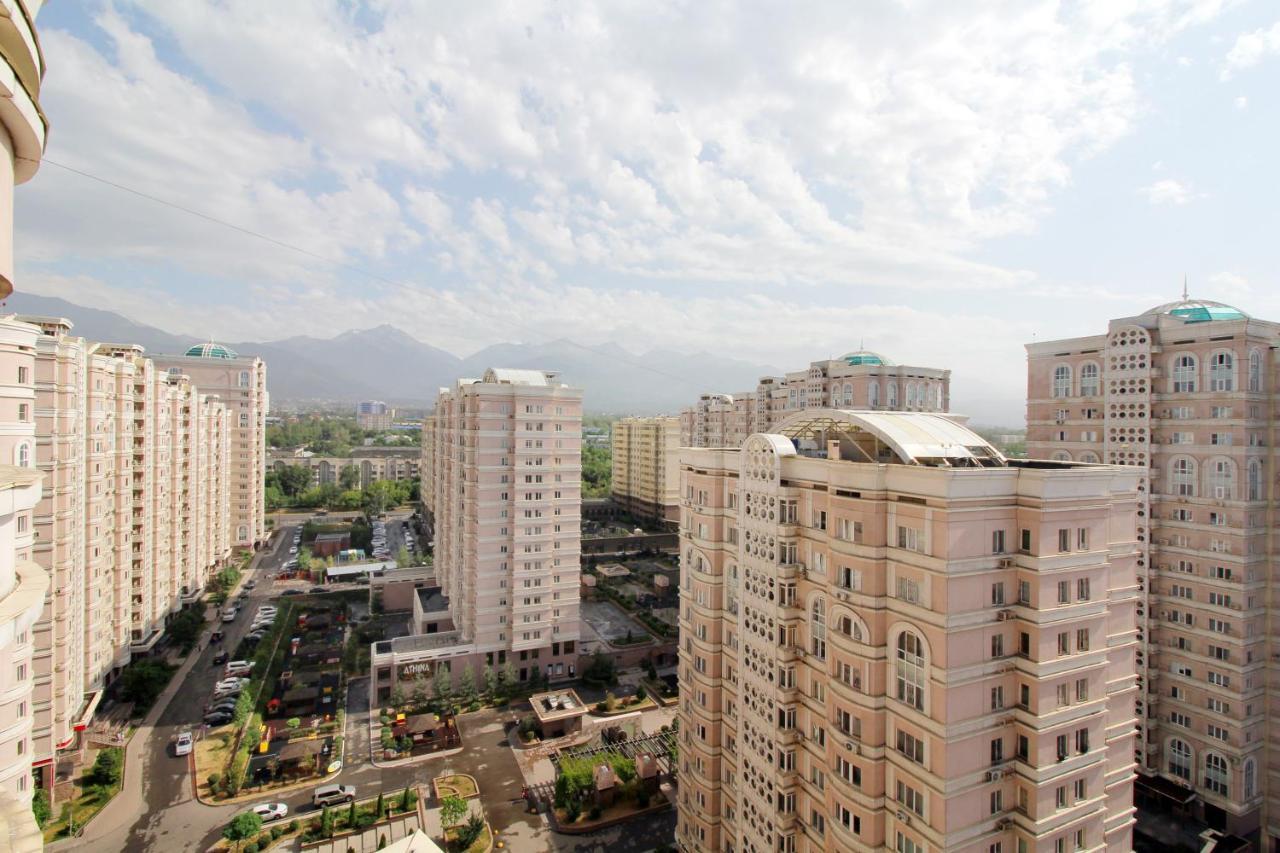 3 ком уютная кв возле мега центра алма-ата Apartment Almaty